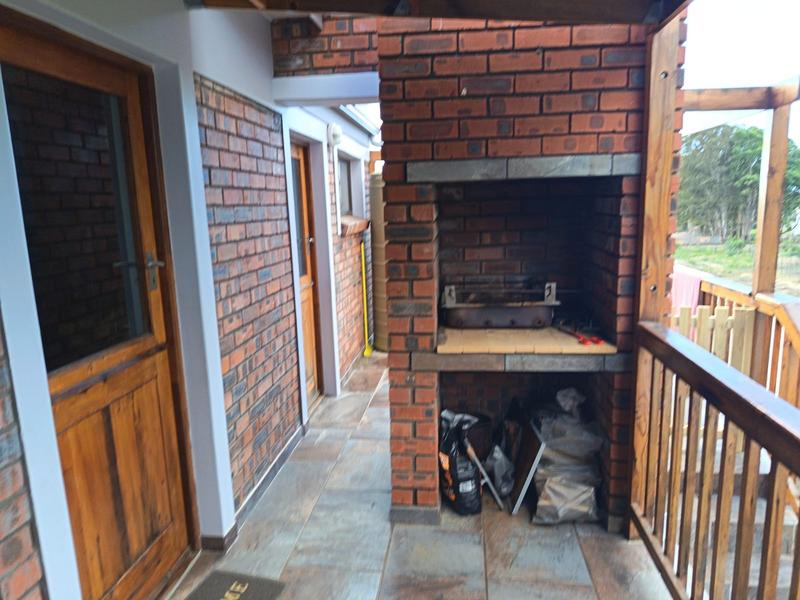 4 Bedroom Property for Sale in Albertinia Western Cape